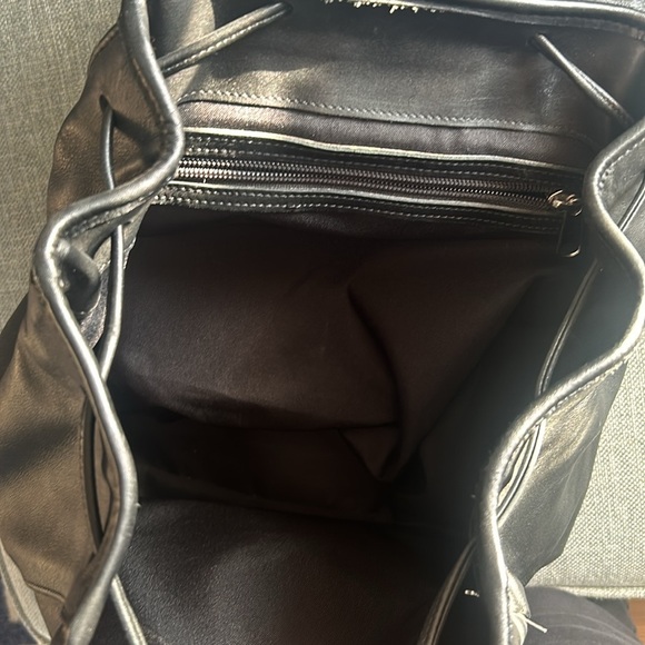 Vintage Coach 0529 Classic Black Leather Backpack - Picture 12 of 16